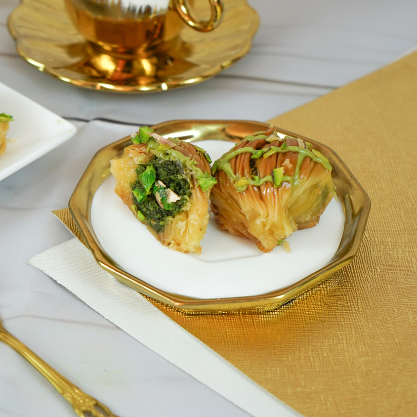 صدفية الفستق حلبي 